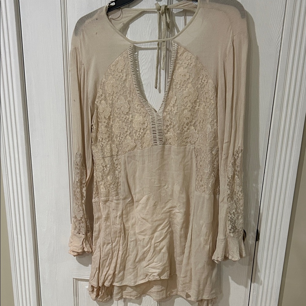Chic Beige Lace Long Sleeve Dress